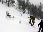 SKIALPINISTICK VKEND V KRKONOCH tentokrt ze PINDLU, Tak to byla opravdov zima! mrt novho snhu, vysok lavinovka 3-4, ale nladika v tmu bezvadn. Vyuili jsme pohostinnosti Martinovky a dali si KRNAPEM povolen trasy v dol Blho Labe a na Labs - fotografie 3