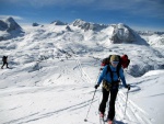 SKIALPY DACHSTEIN msto Silvretty - 2013, Prognza poas na Silvrettu byla tragick, a tak jsme vybrali nhradn een, kter slibovalo dobr poas. A POVEDLO SE! Dky Alponoi, bylo to asn! A to jak dky tmu, tak super chalup a musm - fotografie 89