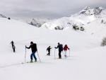 SKIALP ARNA RIEDINGTAL, Pes nepznivou pedpov jsme ulovili fantastick den a super zitky! Lyasky to bylo nron a zejmna nedln krusta byla vivn, ale kdy jsou v tmu dob lyai, nen co eit! - fotografie 24