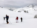 SKIALP ARNA RIEDINGTAL, Pes nepznivou pedpov jsme ulovili fantastick den a super zitky! Lyasky to bylo nron a zejmna nedln krusta byla vivn, ale kdy jsou v tmu dob lyai, nen co eit! - fotografie 25