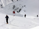 SKIALP ARNA RIEDINGTAL, Pes nepznivou pedpov jsme ulovili fantastick den a super zitky! Lyasky to bylo nron a zejmna nedln krusta byla vivn, ale kdy jsou v tmu dob lyai, nen co eit! - fotografie 32