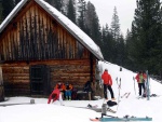 SKIALP ARNA RIEDINGTAL, Pes nepznivou pedpov jsme ulovili fantastick den a super zitky! Lyasky to bylo nron a zejmna nedln krusta byla vivn, ale kdy jsou v tmu dob lyai, nen co eit! - fotografie 170