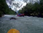 DIVOK RAFTING NA NOCE, ISARCU A PASIRIU, Velmi tepl poas tentokrt naavnilo tyto divok eky na opravdu megavodu. I Kdy jsme vymnili Isel za Mll vbec to nevadilo, Megavoda na Noce a pardn lucht na Pasiriu to dokonale vynahradili. - fotografie 70