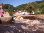 VLTAVA 4 DENN: VY BROD - ZLAT KORUNA, Ndhern poas, pohodov plavba, bjen parta, rum s kolou, Mochito, Krumlov, a ing. Pajda s De Pejrakem, no prost pardika! - fotografie 9