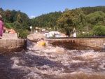 VLTAVA 4 DENN: VY BROD - ZLAT KORUNA, Ndhern poas, pohodov plavba, bjen parta, rum s kolou, Mochito, Krumlov, a ing. Pajda s De Pejrakem, no prost pardika! - fotografie 12