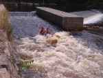 VLTAVA 4 DENN: VY BROD - ZLAT KORUNA, Ndhern poas, pohodov plavba, bjen parta, rum s kolou, Mochito, Krumlov, a ing. Pajda s De Pejrakem, no prost pardika! - fotografie 90