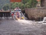 VLTAVA 4 DENN: VY BROD - ZLAT KORUNA, Ndhern poas, pohodov plavba, bjen parta, rum s kolou, Mochito, Krumlov, a ing. Pajda s De Pejrakem, no prost pardika! - fotografie 100