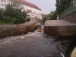 VLTAVA 4 DENN: VY BROD - ZLAT KORUNA, Ndhern poas, pohodov plavba, bjen parta, rum s kolou, Mochito, Krumlov, a ing. Pajda s De Pejrakem, no prost pardika! - fotografie 142