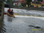 VLTAVA 4 DENN: VY BROD - ZLAT KORUNA, Ndhern poas, pohodov plavba, bjen parta, rum s kolou, Mochito, Krumlov, a ing. Pajda s De Pejrakem, no prost pardika! - fotografie 202