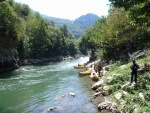 Vydaen VODCK EXPEDICE BALKNSK TROJKA (Srbsko - Montenegro - Bosna), Pro pst zbyten superlativy, sta se tam vydat a zbytek u poznte sami. Nebe bez mrku, vedro, ndhern chladiv eky, vborn kuchyn a tak to byl takov vodcko-gurmnsk masakr - fotografie 95