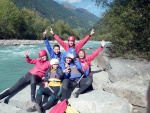 ADRENALIN RAFTING, Bjen a avnat ledovcov eka, podzimn a stle jet tepl slunce, skvl parta, prost pardn akcika. Pojete na Isel s nmi a mete si to ut tak. - fotografie 7