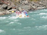 ADRENALIN RAFTING, Bjen a avnat ledovcov eka, podzimn a stle jet tepl slunce, skvl parta, prost pardn akcika. Pojete na Isel s nmi a mete si to ut tak. - fotografie 9