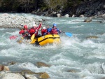 ADRENALIN RAFTING, Bjen a avnat ledovcov eka, podzimn a stle jet tepl slunce, skvl parta, prost pardn akcika. Pojete na Isel s nmi a mete si to ut tak. - fotografie 20
