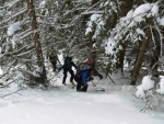 SKIALP ARENA RIEDINGTAL, Praan, sobotn hitparda slunce, presko ve 2.000 m - dky Michale, veern sauna, grilparty jako veee a nedln sice podmraen ale pesto vivn rochn v praanu po kolena... - fotografie 4