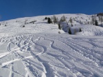 SKIALP ARENA RIEDINGTAL, Praan, sobotn hitparda slunce, presko ve 2.000 m - dky Michale, veern sauna, grilparty jako veee a nedln sice podmraen ale pesto vivn rochn v praanu po kolena... - fotografie 31