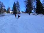 SKIALP ARENA RIEDINGTAL, Praan, sobotn hitparda slunce, presko ve 2.000 m - dky Michale, veern sauna, grilparty jako veee a nedln sice podmraen ale pesto vivn rochn v praanu po kolena... - fotografie 33