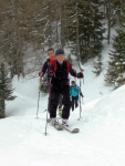 SKIALP ARENA RIEDINGTAL, Praan, sobotn hitparda slunce, presko ve 2.000 m - dky Michale, veern sauna, grilparty jako veee a nedln sice podmraen ale pesto vivn rochn v praanu po kolena... - fotografie 35