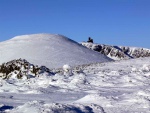 SKIALPINISTICK PECHOD KRKONO PES SN̎KU, Skialpinistick Krkonosk Haute route tentokrt nabdla fantastick poas, 4 ndhern try, cca 4.000 vkovch metr a 75 km na dlku. A pohostinnost vech navtvench mst pispla k super nlad - fotografie 20