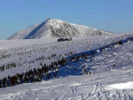 SKIALPINISTICK PECHOD KRKONO PES SN̎KU, Skialpinistick Krkonosk Haute route tentokrt nabdla fantastick poas, 4 ndhern try, cca 4.000 vkovch metr a 75 km na dlku. A pohostinnost vech navtvench mst pispla k super nlad - fotografie 27