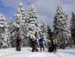 SKIALPINISTICK PECHOD KRKONO PES SN̎KU, Skialpinistick Krkonosk Haute route tentokrt nabdla fantastick poas, 4 ndhern try, cca 4.000 vkovch metr a 75 km na dlku. A pohostinnost vech navtvench mst pispla k super nlad - fotografie 48