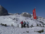 DACHSTEIN LADIES - AKCE PRO MIL DMY SKIALPINISTKY, Prvn ron akce svedl dohromady prima partu. Poas plo, kvika byla i teplo na chalup a navc i asn vkony, co dodat, za rok se dmy pidejte i vy! - fotografie 10