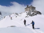 DACHSTEIN - SKIALPOV KLASIKA 2015, Jednm slovem: Hitparda! Pedpov poas byla velmi nepzniv, Dachstein ns vak pijal pvtiv, chata Richard neetil smvy a ikovic a Mra natunnm programem. - fotografie 20