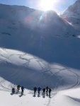 DACHSTEIN - SKIALPOV KLASIKA 2015, Jednm slovem: Hitparda! Pedpov poas byla velmi nepzniv, Dachstein ns vak pijal pvtiv, chata Richard neetil smvy a ikovic a Mra natunnm programem. - fotografie 36