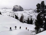 DACHSTEIN - SKIALPOV KLASIKA 2015, Jednm slovem: Hitparda! Pedpov poas byla velmi nepzniv, Dachstein ns vak pijal pvtiv, chata Richard neetil smvy a ikovic a Mra natunnm programem. - fotografie 47