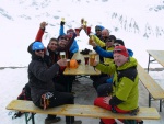 SILVRETTA 2015, Azuro, Azuro, Azuro... k tomu pardn vrcholy a na chat 2 Zlatka... Prost parda, jen kdyby bylo vce praanu a mn krusty. - fotografie 30