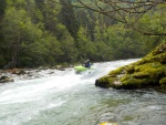 1. leton KAJAK KEMP TEICHL + STEYR, Je to moc dobr zat na podn vod a kdy tomu pidte eskymovn, bjenou partiku, a zapomenete na hokej, tak je to vechno oukej :-) - fotografie 8