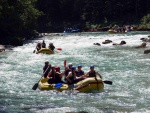 RAFTING SALZA a ENNS, Tato tolik oblben akce opt nemla chybu: poas super, prma lidi, pkn voda a do toho hic, slunce, sud Plzeskho piva a steaky..... - fotografie 6