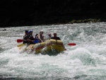 RAFTING SALZA a ENNS, Tato tolik oblben akce opt nemla chybu: poas super, prma lidi, pkn voda a do toho hic, slunce, sud Plzeskho piva a steaky..... - fotografie 17