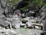 RAFTING SALZA a ENNS, Tato tolik oblben akce opt nemla chybu: poas super, prma lidi, pkn voda a do toho hic, slunce, sud Plzeskho piva a steaky..... - fotografie 36