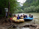 RAFTING SALZA a ENNS, Tato tolik oblben akce opt nemla chybu: poas super, prma lidi, pkn voda a do toho hic, slunce, sud Plzeskho piva a steaky..... - fotografie 44