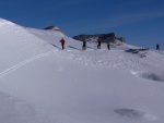 DACHSTEIN - SKIALPOV KLASIKA 2016, Poas jako na horch, vech 7 druh (od 5 min vichice a po sluncem prozenou sobotu, a v nedli jsme byli jak v laboratoi alpskho poas, a vidli, jak se pomalu bl fronta). Pro nepznivou l - fotografie 14