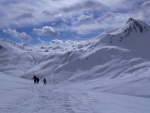 SKIALPINISTICK ELDORDO KITZBHEL 4.-6.3.2016, Pardn skialp v pardn zim, nebt toho vtru, sp vichice v sobotu nemlo to vadu. Kombinace slunce, praanu, bezvt, a mlhy prost hory! - fotografie 15