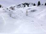 VELIKONON DACHSTEIN - SKIALPOV KLASIKA, Praan, slunce, pohoda, dobr parta, vhledy, miliony fotek, Zirben, weissbeer, prost velikonon hitparda na Dachsteinu. - fotografie 39