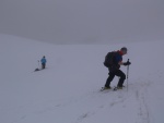 TOTES GEBIRGE Z TAUPLITZ, U dopedu byla pedpov jasn: mlha a teplo. Na hory se vak vichni tili a tak si i tak uili. Mlha, snen, lavinoka... no veer pak sauna a prav esk Plze. ekali jsme na slunce u od brzk - fotografie 18