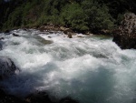 RAFTING ZA VINETUEM - Vbr ndhernch ek balknu, Leton lehk nad stavy vytvoili ndhernou kulisu tchto pardnch ek... Kdo zn, ten v, a kdo nezn... a pozn.. - fotografie 2