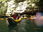 RAFTING ZA VINETUEM - Vbr ndhernch ek balknu, Leton lehk nad stavy vytvoili ndhernou kulisu tchto pardnch ek... Kdo zn, ten v, a kdo nezn... a pozn.. - fotografie 15