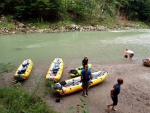 RAFTING VE FRANCII NA YUKONECH, Moc hezk akce na bjench ekch. Poas plo, nlada dobr a eky a proda ve ndhern... - fotografie 128