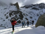 SKIALP V PYRENEJÍCH - the best of 2017, Parádní a trochu už exotický skialpový výlet se povedl na 1. Čekal na nás prašan, slunce, tapas, freeridové lajny, heliskiing prostě skvělý týden. - fotografie 20
