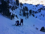 SKIALP V PYRENEJÍCH - the best of 2017, Parádní a trochu už exotický skialpový výlet se povedl na 1. Čekal na nás prašan, slunce, tapas, freeridové lajny, heliskiing prostě skvělý týden. - fotografie 31