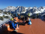 SKIALP V PYRENEJÍCH - the best of 2017, Parádní a trochu už exotický skialpový výlet se povedl na 1. Čekal na nás prašan, slunce, tapas, freeridové lajny, heliskiing prostě skvělý týden. - fotografie 35