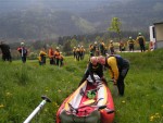 Perly alpskch ek - kvten 2006, Jeden z nejoblbenjch raftovch zjezd do Rakouska a Slovinska opt nezklamal. Krsn poas, tuln kemp a tyrkysov, kilov ist voda s kulisou vpencovch tt Alp. - fotografie 13