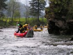 Perly alpskch ek - kvten 2006, Jeden z nejoblbenjch raftovch zjezd do Rakouska a Slovinska opt nezklamal. Krsn poas, tuln kemp a tyrkysov, kilov ist voda s kulisou vpencovch tt Alp. - fotografie 22