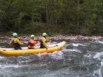 Perly alpskch ek - kvten 2006, Jeden z nejoblbenjch raftovch zjezd do Rakouska a Slovinska opt nezklamal. Krsn poas, tuln kemp a tyrkysov, kilov ist voda s kulisou vpencovch tt Alp. - fotografie 26