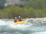 Perly alpskch ek - kvten 2006, Jeden z nejoblbenjch raftovch zjezd do Rakouska a Slovinska opt nezklamal. Krsn poas, tuln kemp a tyrkysov, kilov ist voda s kulisou vpencovch tt Alp. - fotografie 68