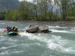 Perly alpskch ek - kvten 2006, Jeden z nejoblbenjch raftovch zjezd do Rakouska a Slovinska opt nezklamal. Krsn poas, tuln kemp a tyrkysov, kilov ist voda s kulisou vpencovch tt Alp. - fotografie 121