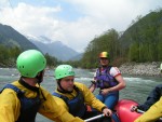 Perly alpskch ek - kvten 2006, Jeden z nejoblbenjch raftovch zjezd do Rakouska a Slovinska opt nezklamal. Krsn poas, tuln kemp a tyrkysov, kilov ist voda s kulisou vpencovch tt Alp. - fotografie 124